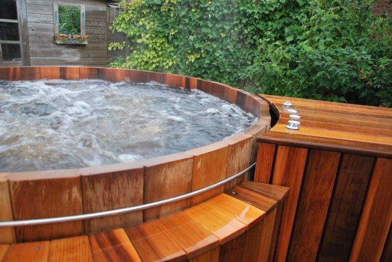 de-luxe-van-een-elektrische-hottub-spa